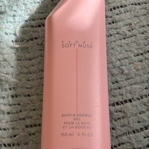 Avon Peony Soft Musk Bath and Shower Gel